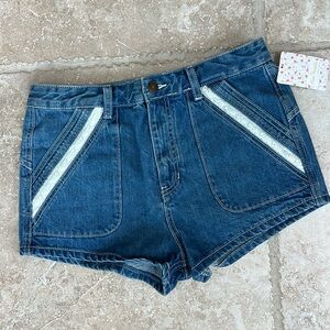 NWT FREE PEOPLE DENIM SHORTS SIZE W30